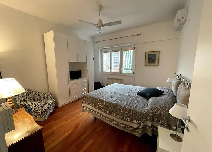 Desy Vatican House Apartment