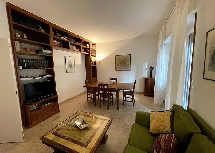 Desy Vatican House Apartment Rom